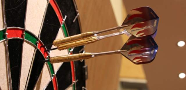 Steeldart Weihnachtsfeier Steeldart – Ihre mobile Dartveranstaltung!