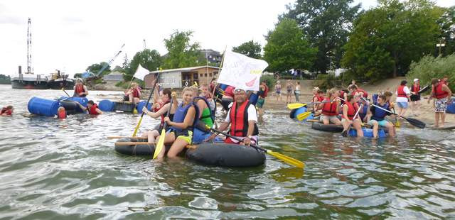 Floßbau - die Seefahrer Challenge Floßbau - die Seefahrer Challenge