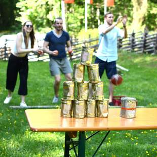 Dosenwerfen Dosenwerfen