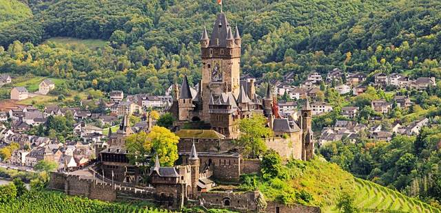 Reichsburg Cochem Reichsburg, Schiff und Weintour
