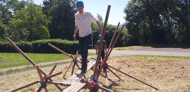 Holzbrücke Teambuilding mit TMS + Holzbrückenbau
