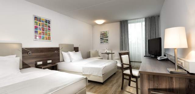 Business Zimmer WYNDHAM GARDEN Kassel