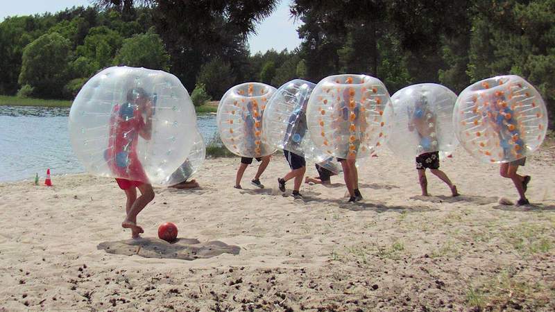 Bubble Soccer als Teamevent in Rostock