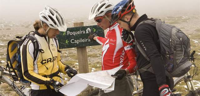 Mit dem Mountainbike unterwegs Mit dem Mountainbike unterwegs