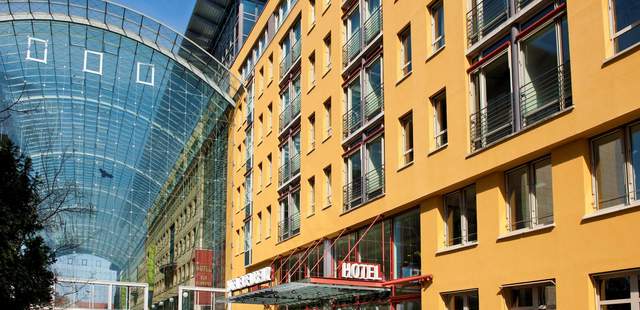 Außenansicht Hotel Elbflorenz Dresden