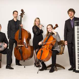 Weihnachtskonzert - Auf der Suche nach der Krippe Weihnachtsfeier, Weihnachtskonzert, Band, Weihnachten