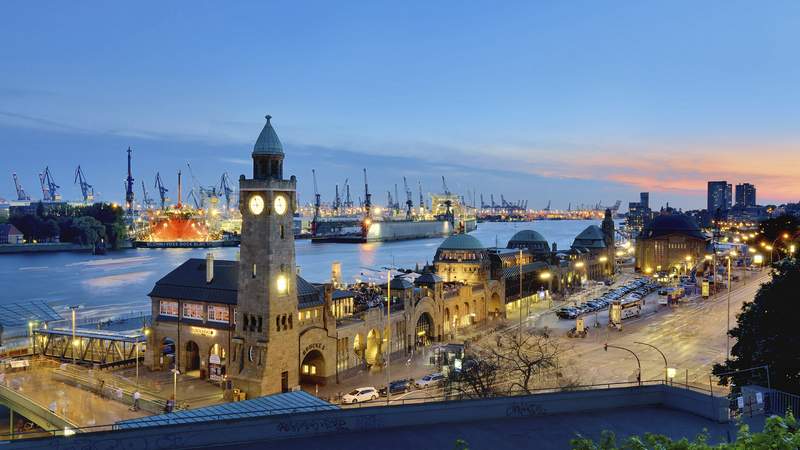 Landungsbrücken Hamburg