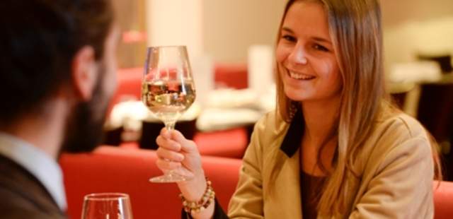 Restaurant Leander Show & Wunschmenü im Varieté-Theater Essen