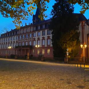 Nachts im Schloss, Wein & Schokolade Nachts im Schloss, Wein & Schokolade