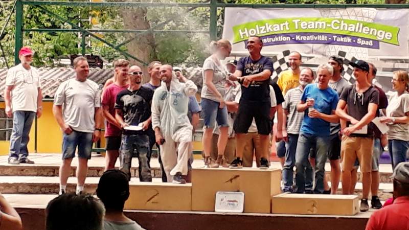 Holzkart-Teamchallenge