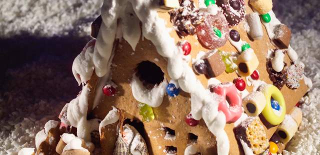 Wir bauen ein Lebkuchenhaus Wir bauen ein Lebkuchenhaus