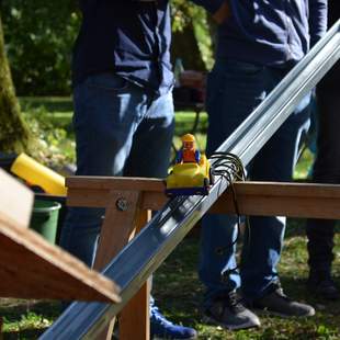 Kettenreaktions-Kugelbahn Bau einer Reaktions-Kugelbahn