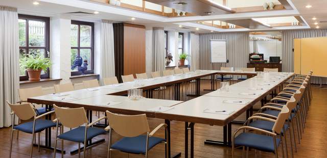 Tagungsraum Kress Hotel – Ihr Tagungshotel in Hessen