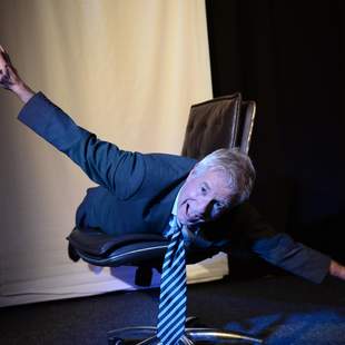 Büro Sapiens_Premiere mit Frank Geisler_3 Büro Sapiens