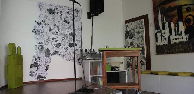 Partyraum mit Bühne Stage