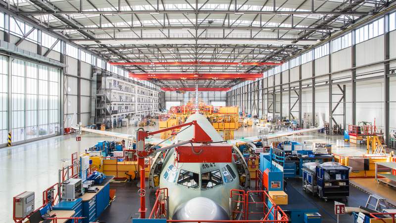 Let's visit Airbus - "Luft & Altes Land"