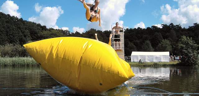 Blob Blobbing Wasserkatapult vorn vorne Blob, Blobbing, Wasserkatapult in Rostock