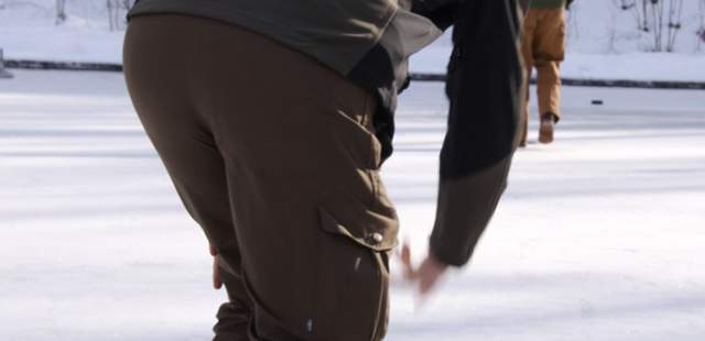 Eisstockschießen – Das Winter-Team-Event Eisstockschießen – Das Winter-Team-Event