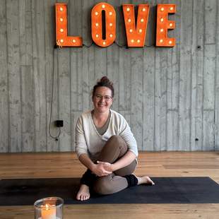 NIA & YOGA bewegt sein NIA & YOGA bewegt sein