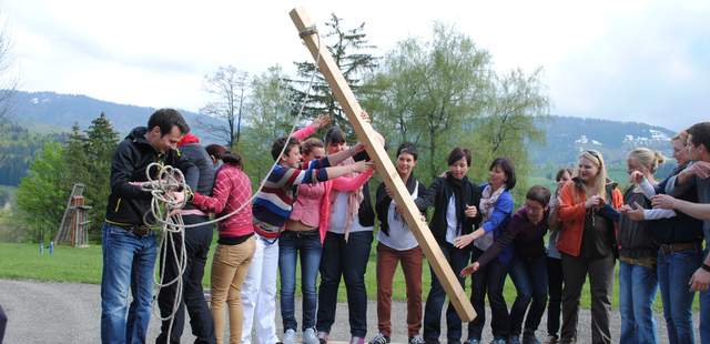 Teamtraining - Zick Zack Teambuilding – Teamtraining – Gamification