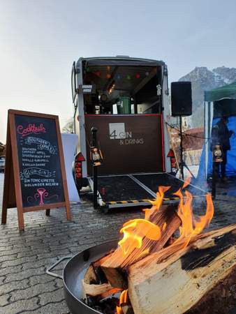 Horsebox-Bar im Winter-Einsatz