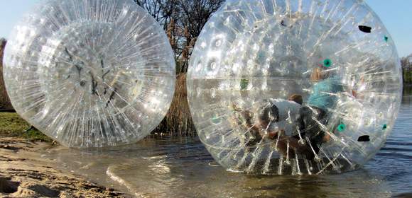 Zorbing - Ultraball als Teamevent in Berlin