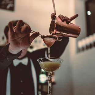 Cocktailkurs für Gruppen in Berlin Schöneberg Cocktailkurs für Gruppen in Berlin Schöneberg