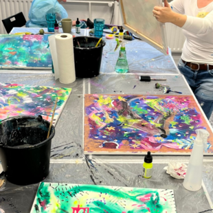 Jeder malt sein eigenes Bild bunte Bilder