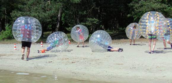 Bubble Soccer als Teamevent am Fleesensee