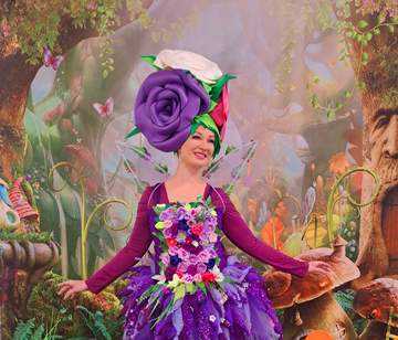 Walking Acts Blumenfeen – Interaktive Event-Animation für Kinder & Familien Blumenfeen als Walking Acts bei einem Event – interaktive Begegnung mit Kindern auf einer Familienveranstaltung