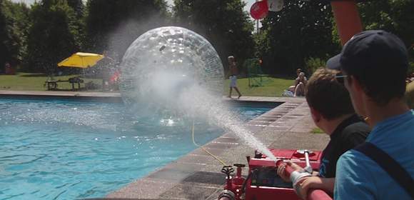 Zorbing - Ultraball Teamevent am Fleesensee