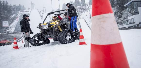 Winter Quad Parcours | Schneemobil-Parcours