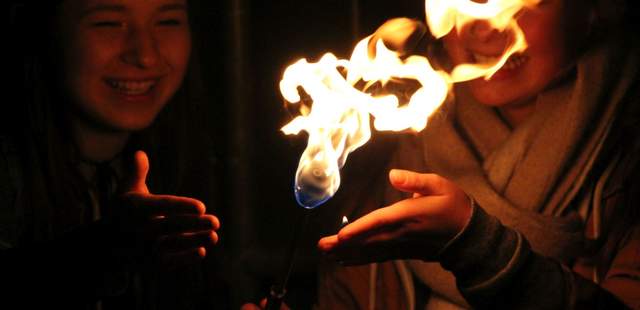 Ein Tag im Zeichen des Feuers Ein Tag im Zeichen des Feuers