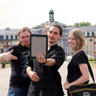Selfie am Schloss Adventurebox Münster GmbH
