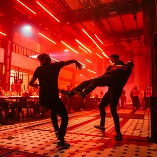 Rasante Martial Arts Choreografien Actiongeladene Stunt-Show