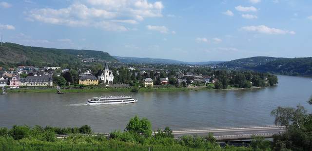 Aussicht auf den Rhein Herzlich Willkommen im Ringhotel Remagen