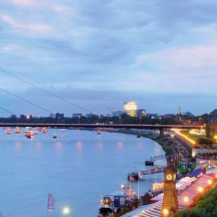 Erlebnistrip mit Schifffahrt in Düsseldorf Erlebnistrip mit Schifffahrt in Düsseldorf