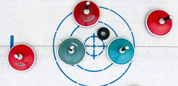 Eisstockschießen, curling