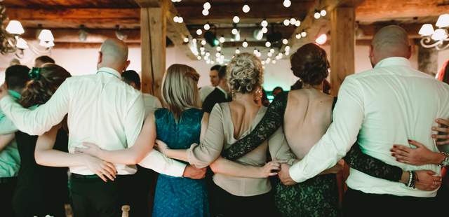 Brot & Spiele - Die Spiele-Show zum Dinner Brot & Spiele - Die Spiele-Show zum Dinner