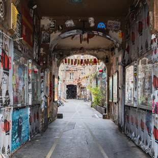 Stadtführung Berlin: Versteckte Hinterhöfe Stadtführung Berlin: Versteckte Hinterhöfe