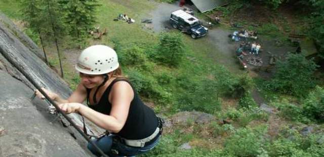 ErlebnisKlettern am Naturfels ErlebnisKlettern am Naturfels