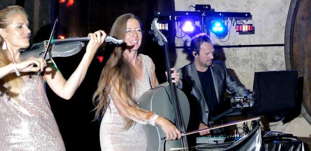 Strings_and_DJ Strings & DJ