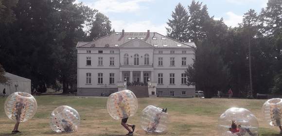 Bubble Soccer als Teamevent in Lübeck