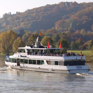 Siebengebirge Tagesreise an den Mittelrhein mit Schifffahrt