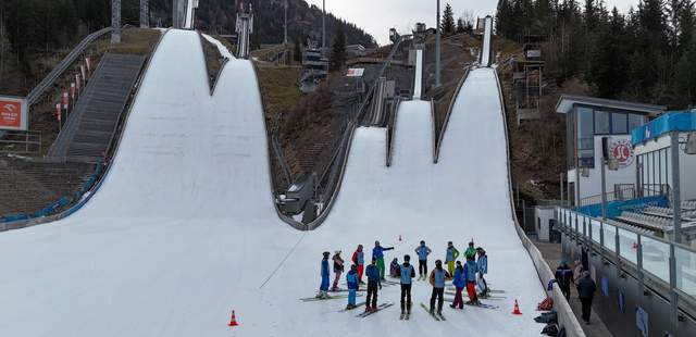 Vier Schanzen Oberstdorf Ski Sprung