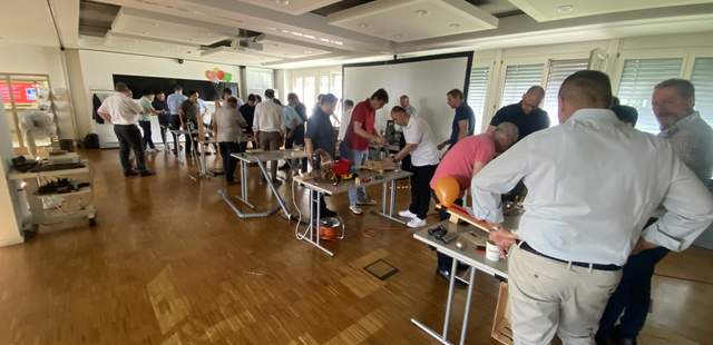 Nonsens-indoor Nonsens-Maschine