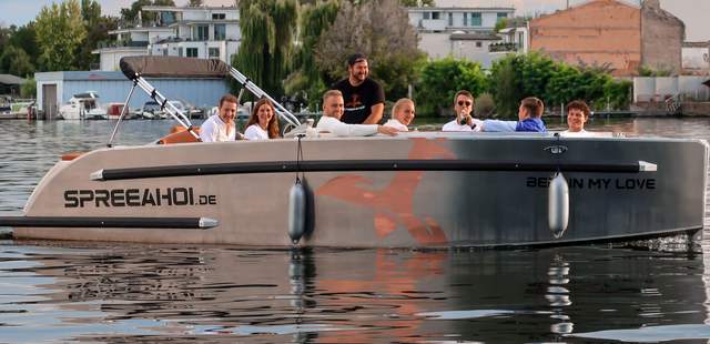 SpreeAhoi Titelbild Berlin Elektroboot selbst fahren - 4 Stunden