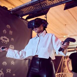 VR Erlebnisbox mit Pizzabuffet Fr. - So. VR Erlebnisbox mit Pizzabuffet Fr. - So.