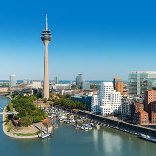 Düsseldorf All-Inclusive Schifffahrt & Hotel