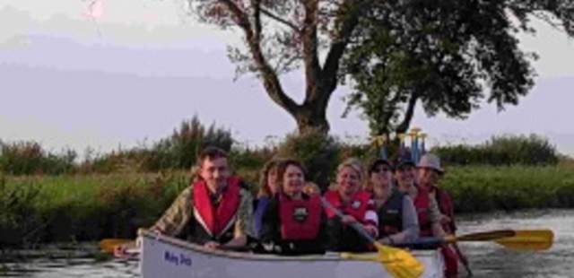 Gruppenerlebnis im Kanu Kanuabenteuer im Nordwesten